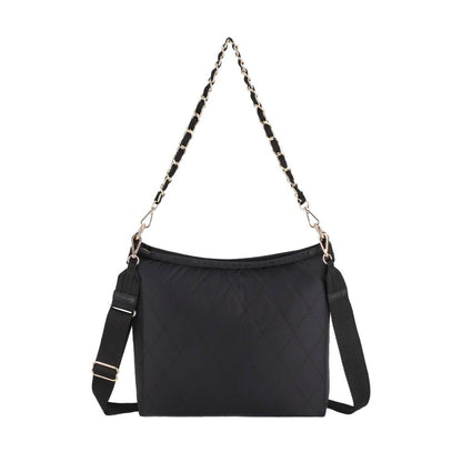 CHAIN MEDIUM ZIP SHOULDER 鏈帶肩背手提兩用包 - 午夜絎縫鍊飾