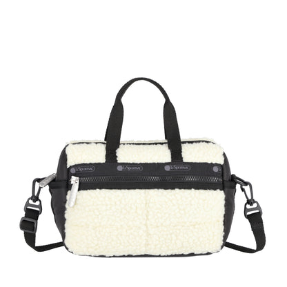 PUFFY MINI DUFFEL 迷你毛毛旅行包 - 奶油白羊羔絨