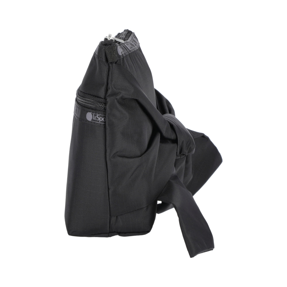 BOW COSMETIC CLUTCH 蝴蝶結造型化妝包 - 黑緞蝴蝶