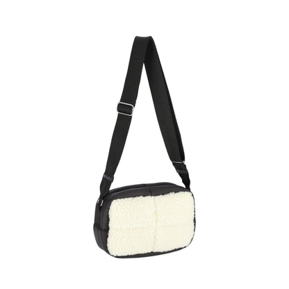 PUFFY CUBE CROSSBODY 毛毛斜背方包 - 奶油白羊羔絨